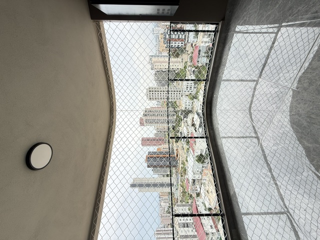 Yüksek Kat Şehir Manzaralı Balkon Filesi